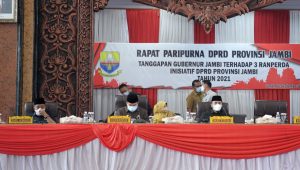 gubernur-jambi Gubernur Al Haris Dukung Ranperda Kearsipan dan Disabilitas, Inisiatif DPRD Provinsi Jambi