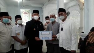 lampukuning_id_fasha Masjid AT-Taufik Thehok Jadi Masjid Teladan, Fasha Minta Pengurus Masjid Terapkan Prokes ke Jamaah