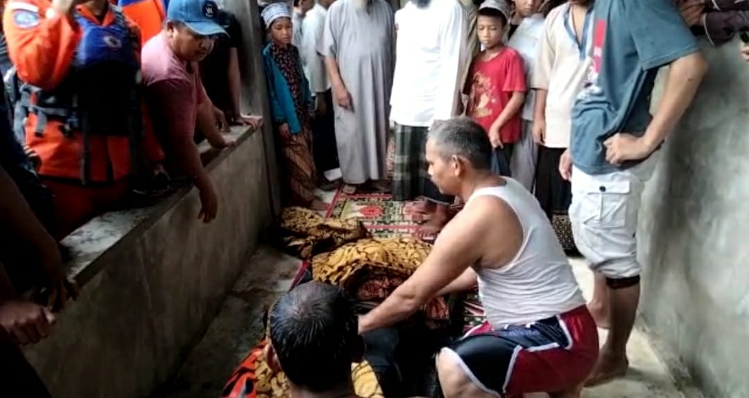 Setelah Lima Jam Dicari Korban Hanyut Akhirnya Diketemukan