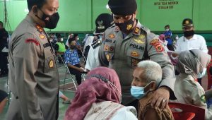 polres-bungo Polres Bungo Gencar Vaksinasi Massal Kepada Warga