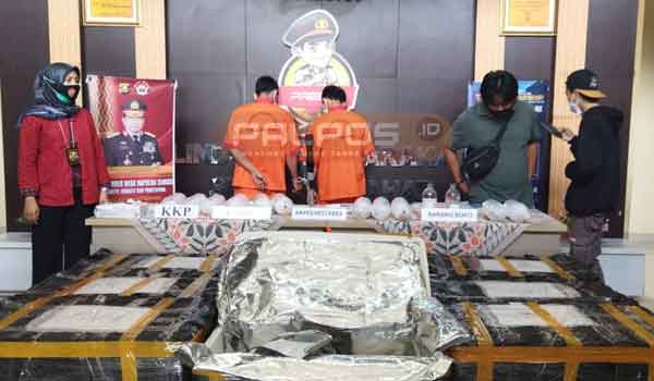 Pelaku Mengaku Pakaian, Saat Dibuka Polisi Ternyata ini Isinya