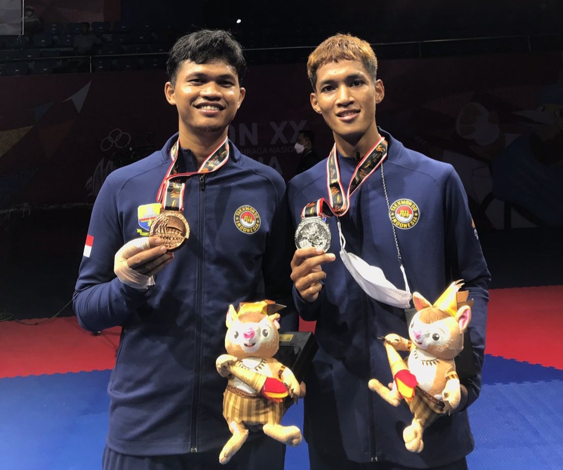 Andra Mengapresiasi 2 Atlet Taekwondo Asal Bungo Peraih Medali di PON Ke-XX Papua
