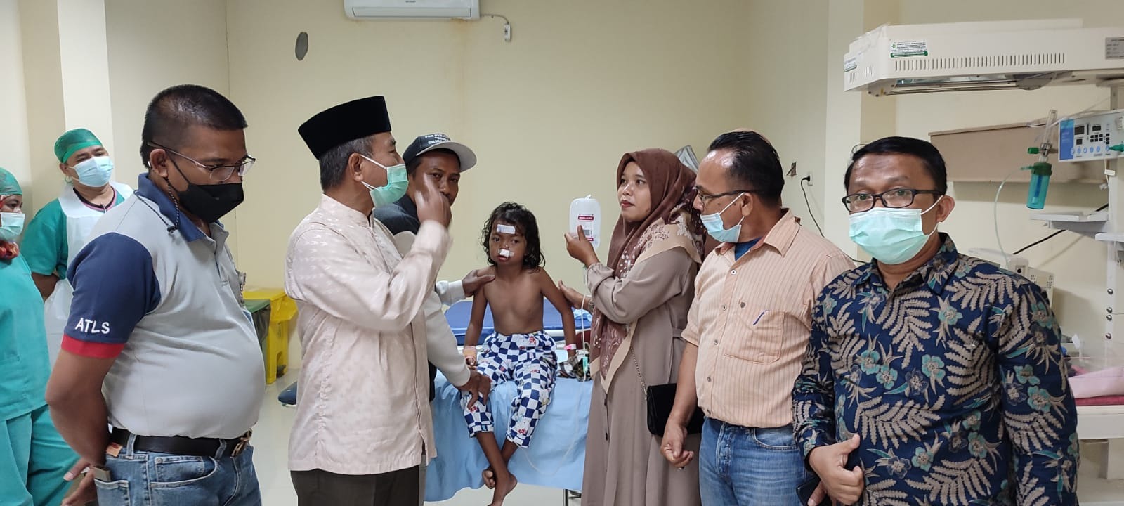 foto bupati merangin 1