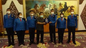 foto-gubernur-alharis Pesan Gubernur Al Harris: Miliki Karakter Cerdas dan Berakhlak Mulia