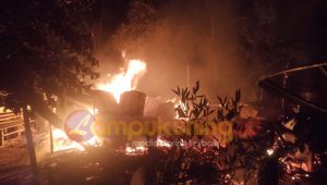 foto-kebakaran VIDEO : Kebakaran Hebat Hanguskan Rumah Perangkat Desa di Bungo