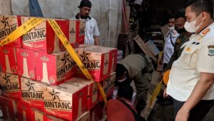 foto-miras-di-sita 6.124 Miras Masih Disegel, Distributor PT AKP dan Bintang Sriwijaya Bakal Dipanggil