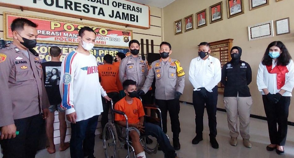 foto pelaku geng motor