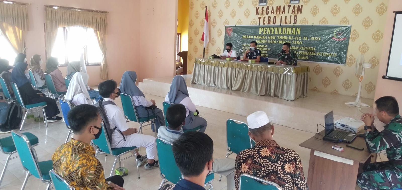 Satgas TMMD Beri Penyuluhan Bahaya Narkoba Kepada Pelajar