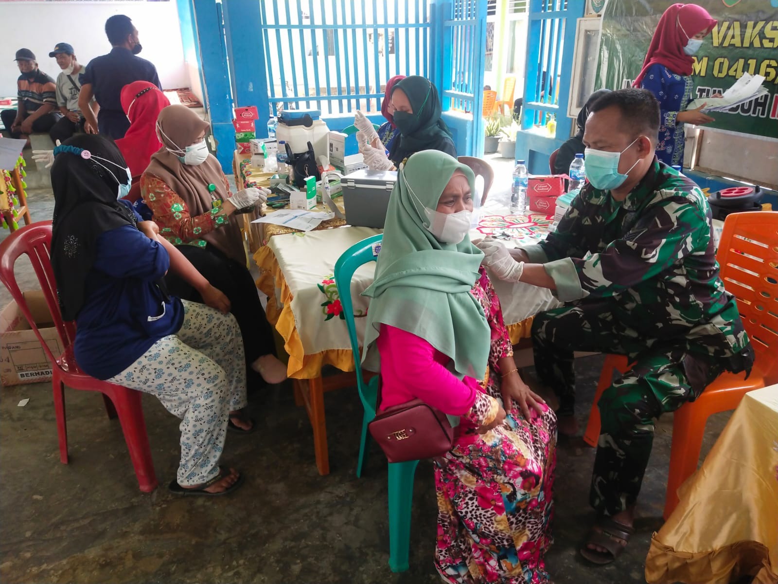 Tim Vaksin Mobile Kodim 0416/Bute Disambut Antusias oleh Warga 
