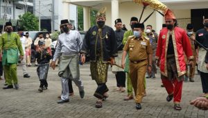 foto-gubernur-jambi Gubernur Jambi Minta Lestarikan Budaya Melayu