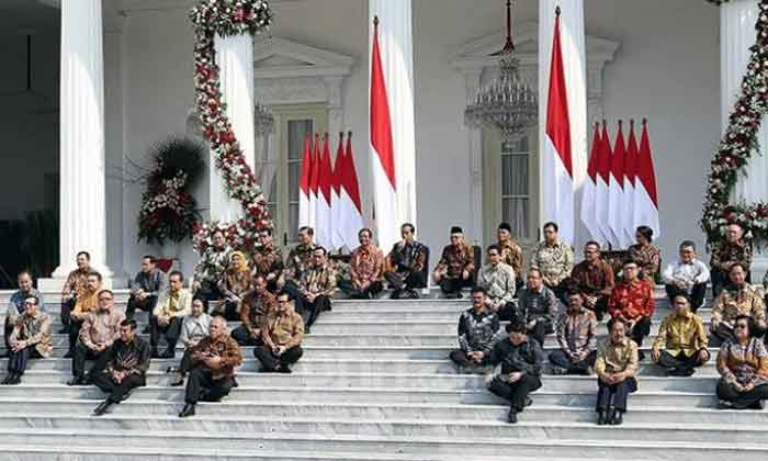 Tiga Menteri Ini Disebut Kena Reshuffle