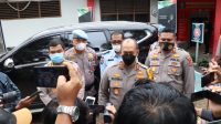 foto kapolda jambi bersama awak media