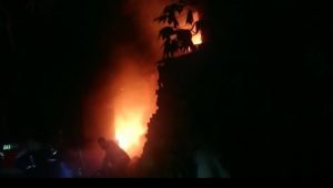 foto-tabung-gas-meledak Breaking News :Tabung Gas Meledak, 1 Rumah Hangus Terbakar