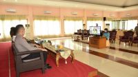 foto-bupati-tebo Bupati Tebo Ikuti Rakor Penanganan Covid-19 Dan Penanganan Varian Omicron