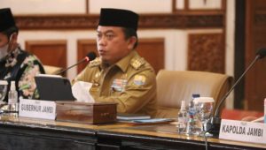 foto-gubernur-jambi Al Haris: Pemprov Dorong Pembuatan Jalan Khusus Batubara
