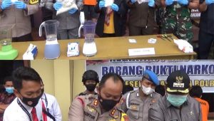 foto-kapolres-bungo-pemusnahan-bb Kapolres Bungo Pimpin Pemusnahan Barang Bukti 1,6 Kg Sabu dari 11 Kasus