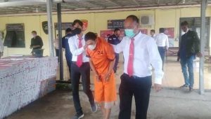 foto-pelaku-baju-orange Terlilit Utang Sabu Dan Judi Slot, Sandi Tega Habisi Nyawa Saudara Angkat