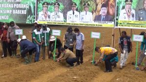foto-penanaman-porang Penanaman Perdana Tanaman Porang di Bungo Bersama Gubernur Jambi