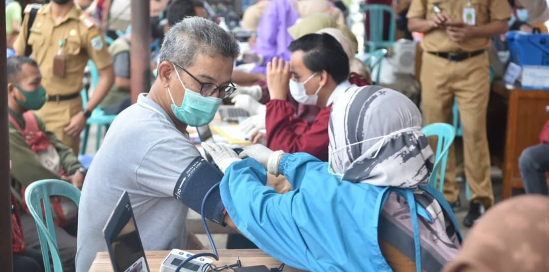 Kejar Vaksin Dosis II Sebelum Akhir Tahun