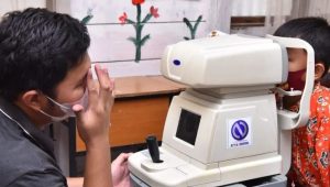 foto-cek-mata Akibat Belajar Daring, 46 Siswa di Kota Jambi Alami Gangguan Mata