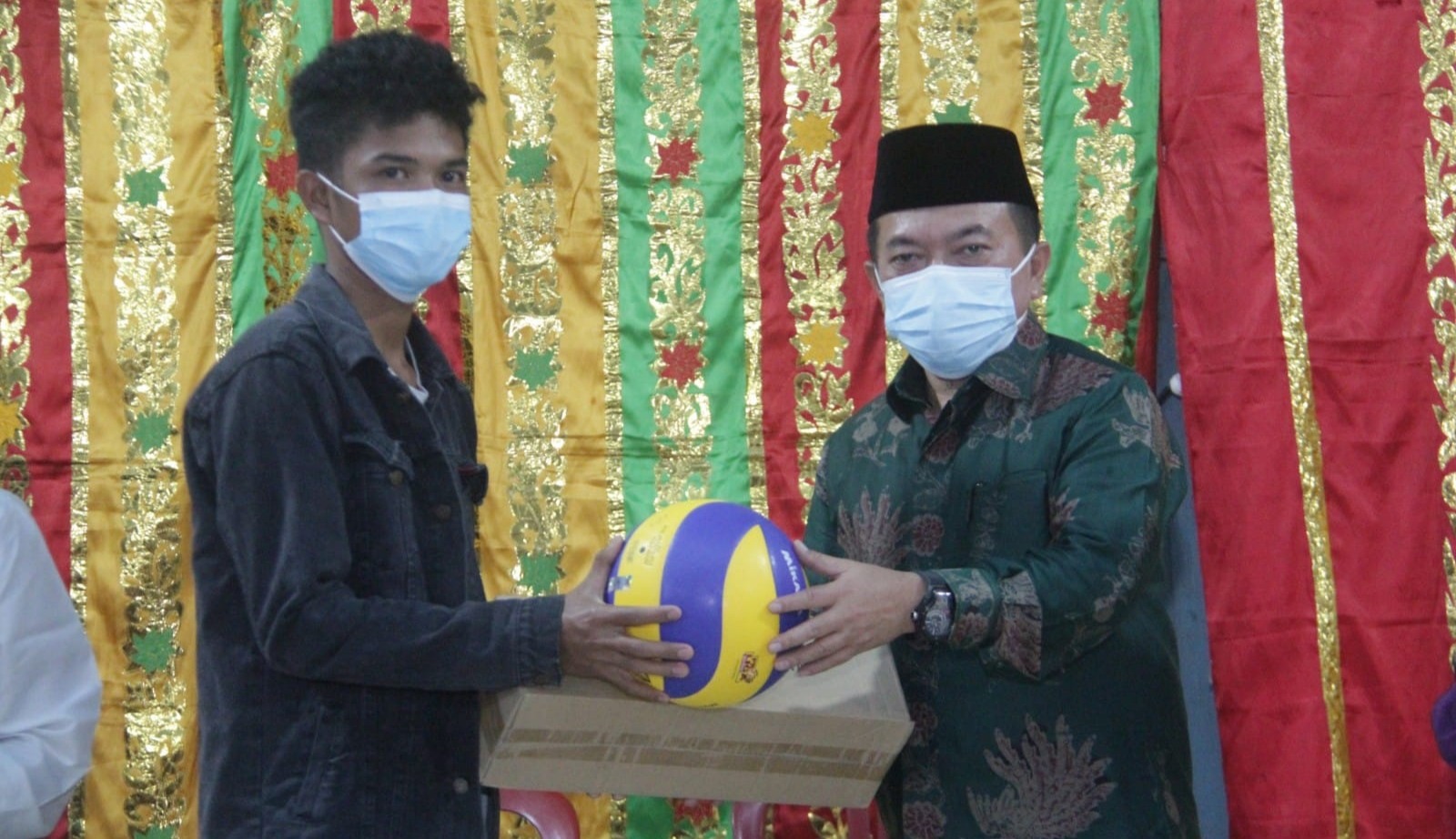 foto alharis gubernur