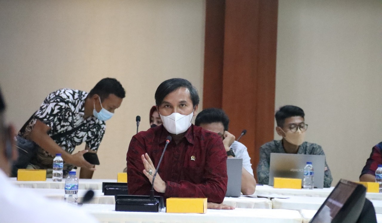 DPRD Provinsi Jambi Minta Kementerian Buat Formulasi Penyelesaian Konflik Lahan.