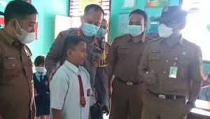 foto-kapolres-bungo-dan-kepala-bpbd-bungo Kapolres Bungo AKBP Guntur Saputro bersama Kepala BPBD Tobroni Yusuf Sambangi Sekolah Dorong Vaksinasi