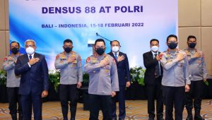 foto-kapolri Hadiri Senior Level Meeting, Kapolri Tekankan Densus 88 Kembangkan Kemampuan Hadapi Tantangan