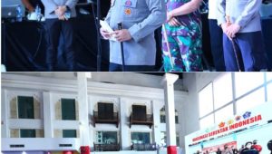 foto-kapolri Tinjau Vaksinasi Serentak, Kapolri Ingatkan Pentingnya Vaksin untuk Hadapi Omicron