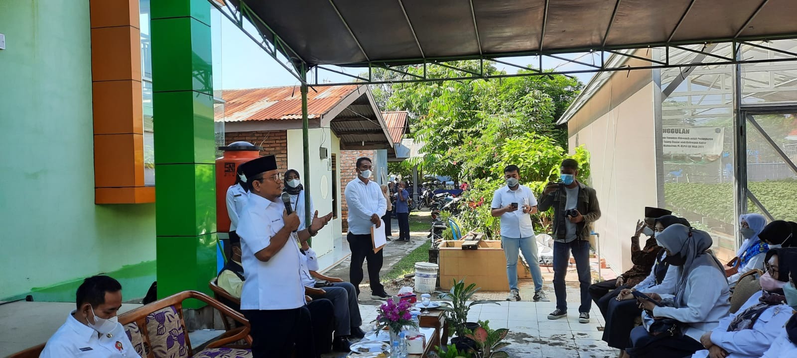 foto-maulana Maulana Resmikan Gerai UMKM Talang Banjar