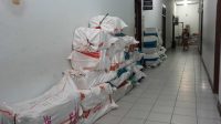 foto-pindahan-kantor Maulana : Intens Berkantor di Rumah Dinas, Pegawai Sekretariat Berangsur Pindah