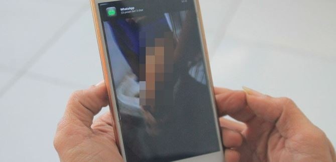 Mau Wikwik, Oknum Satpam Rekam Istri Tetangga Mandi
