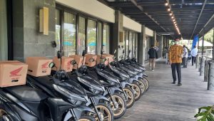 foto-motor RT Dapat Insentif, Lurah Motor Baru