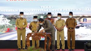 foto-bupati-bungo-Mashuri Pembukaan Musrenbang Tingkat Provinsi Jambi di Hadiri Bupati Bungo H.Mashuri