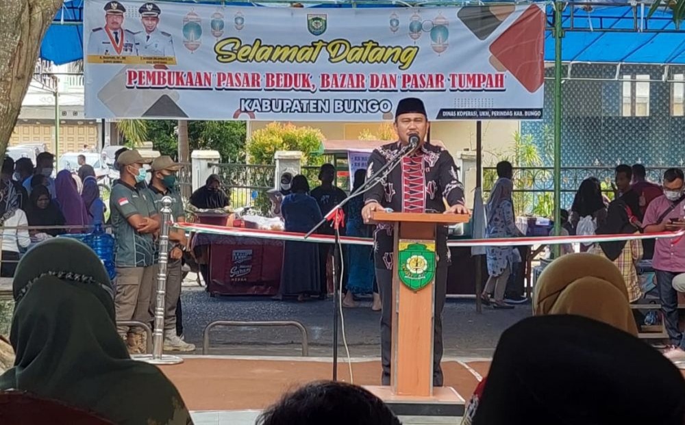 foto bupati bungo pssar bedug