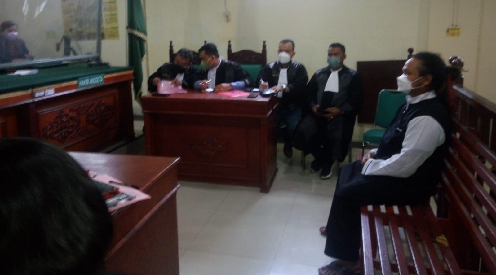 foto sidang perdana mpuh sembiring