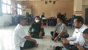 IMG-20220518-WA0032 Sambangi Perangkat Desa dan Warga, Babinsa Koramil 06/Muara Bungo Ajak Sukseskan Vaksinasi