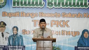foto-bupati-bungo Bupati Bungo Menghadiri Halal Bihalal Bersama Pengurus PKK