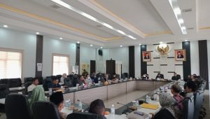 IMG-20220613-WA0031 Komisi I DPRD Provinsi Jambi Gelar Fit and Proper Test Calon KIP 2022-2026