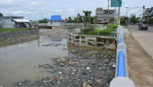 IMG-20220628-WA0000 Pintu Air Tembuku dan Sungai Asam Perlu Penanganan, Kerap Dipenuhi Sampah