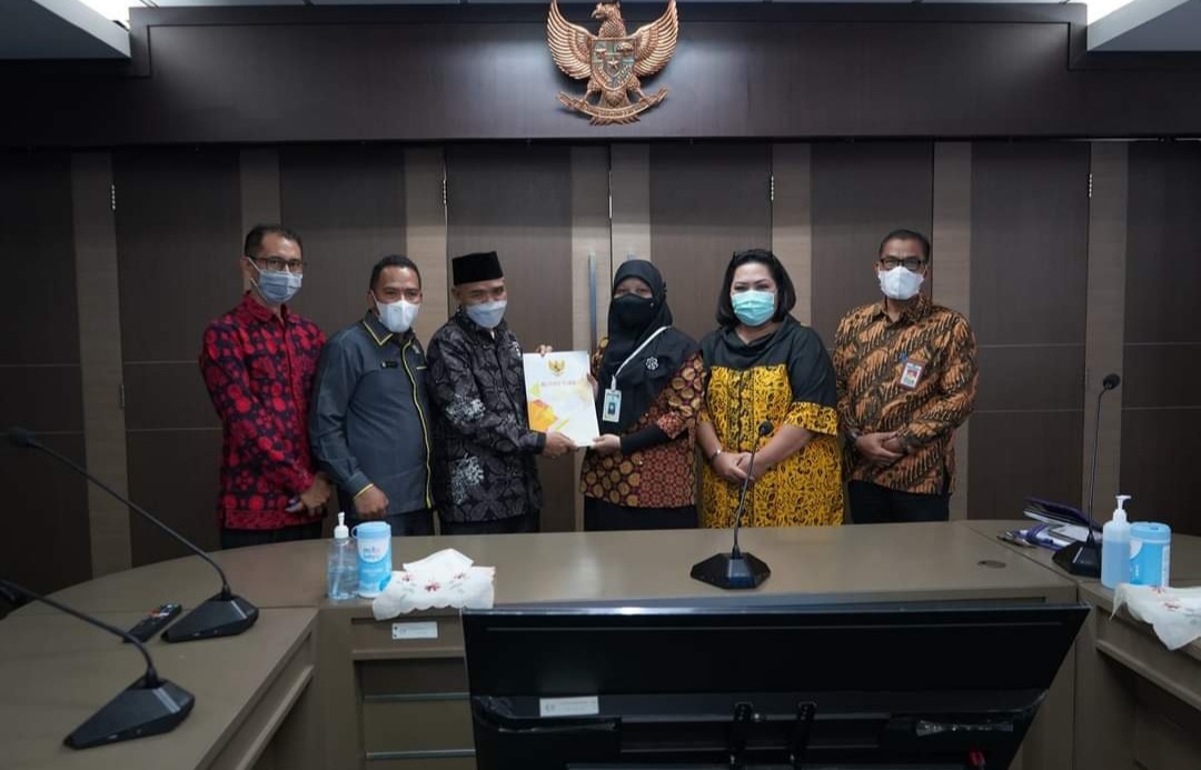 foto pj bupati tebo 2