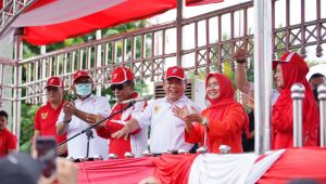 IMG-20220818-WA0015 Ribuan Masyarakat Jambi Antusias Saksikan Pawai Pembangunan, Al Haris Apresiasi Partisipasi Semua Pihak