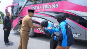Pj Bupati Tebo Melepas Kontingen Perwapus