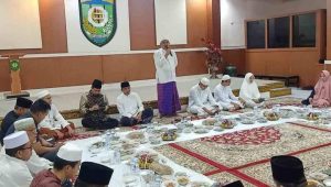 foto-bupati-bungo Jelang Keberangkatan ke Tanah Suci, Bupati Bungo H. Mashuri Menggelar Pengajian dan Do'a Bersama