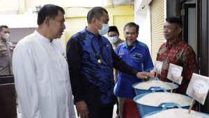 foto-bupati-bungo Bupati Bungo H.Mashuri Membuka Secara Langsung Galeri Usaha Beras