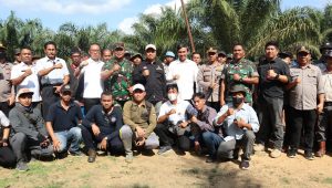 IMG-20220901-WA0021 Turun ke Areal PT BSU, Edi Purwanto Kawal Proses Patok 750 Hektar Lahan Untuk SAD 113
