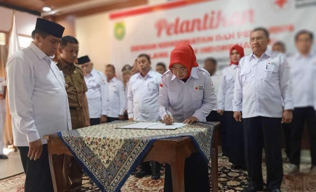 Dr.Hj.Verawaty Mashuri.M.Pd, Dlantik Sebagai Ketua PMI Kabupaten Bungo Periode 2022-2027