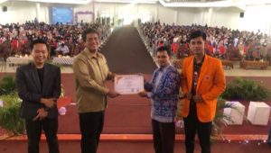 IMG-20221002-WA0013 Kemas Alfarabi Menjadi Pemateri Seminar Physics Star