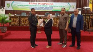 foto-wabup-bungo DPRD Bersama Pemda Bungo Menggelar Dua Paripurna Sekaligus