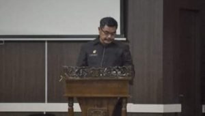 foto-sekda-tebo Sekda Tebo Drs Teguh Arhadi Sampaikan Nota Pengantar Ranperda 2023